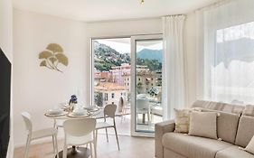 Regalia Suites - Free Parking